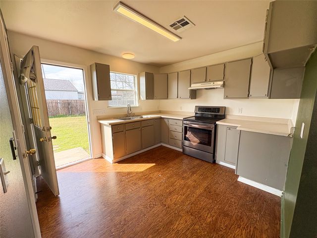 212 N Ohio Drive, Celina, TX 75009