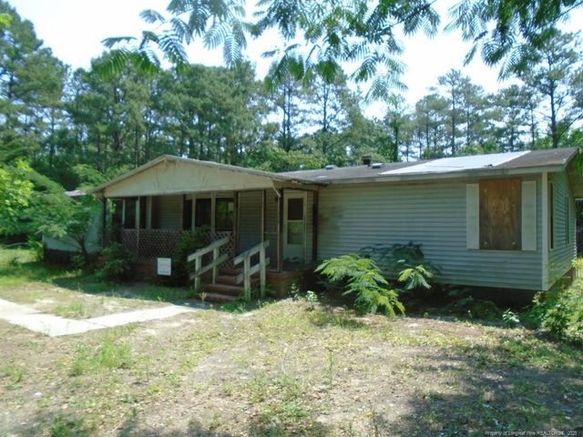 3600 Quarter Horse Lane, Parkton, NC 28371