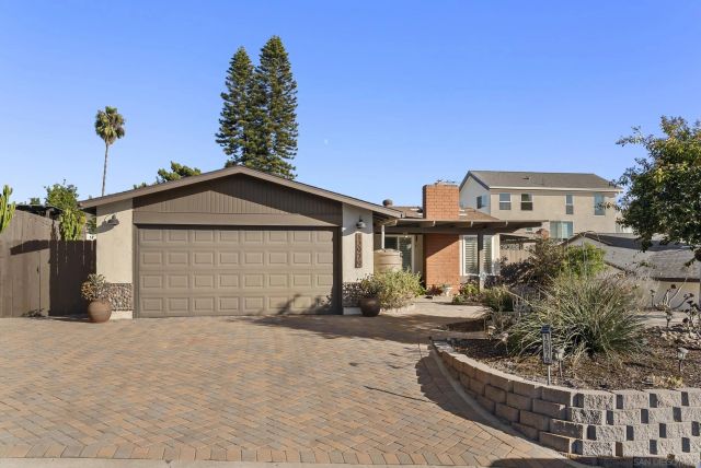 12979 Calle De Las Rosas, San Diego, CA 92129