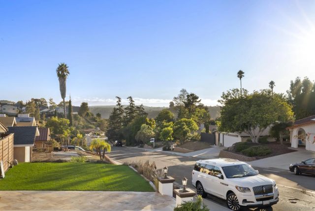 12979 Calle De Las Rosas, San Diego, CA 92129