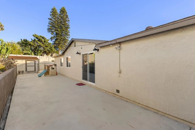 12979 Calle De Las Rosas, San Diego, CA 92129