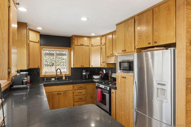 12979 Calle De Las Rosas, San Diego, CA 92129