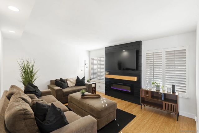 12979 Calle De Las Rosas, San Diego, CA 92129