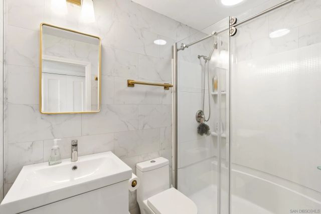 12979 Calle De Las Rosas, San Diego, CA 92129