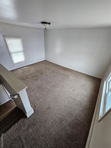 18635 Meier Street, Roseville, MI 48066