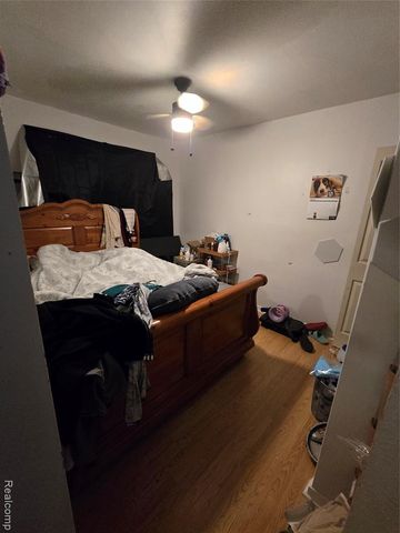 18635 Meier Street, Roseville, MI 48066