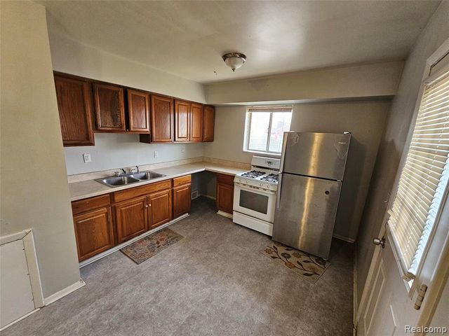 18635 Meier Street, Roseville, MI 48066