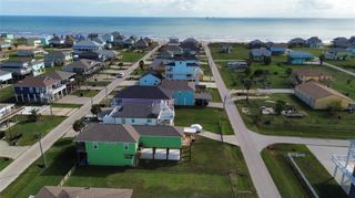 873 Townsend Drive, Crystal Beach, TX 77650