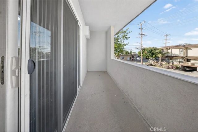 232 N Verdugo Road 2, Glendale, CA 91206