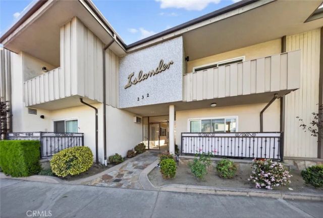 232 N Verdugo Road 2, Glendale, CA 91206