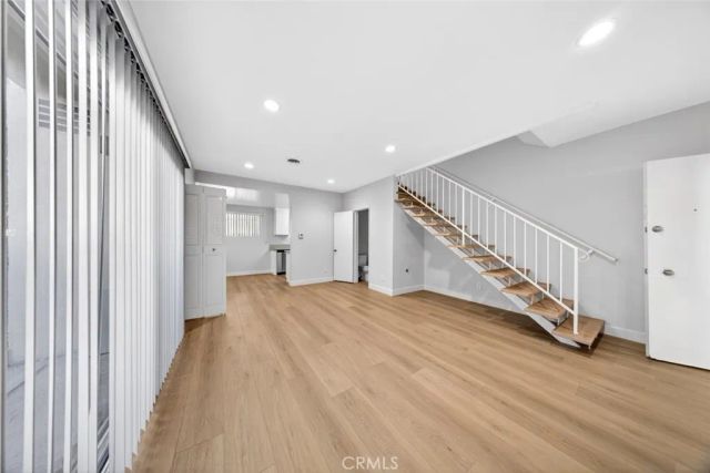 232 N Verdugo Road 2, Glendale, CA 91206