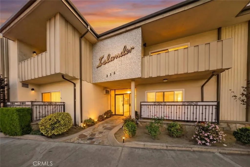 232 N Verdugo Road 2, Glendale, CA 91206