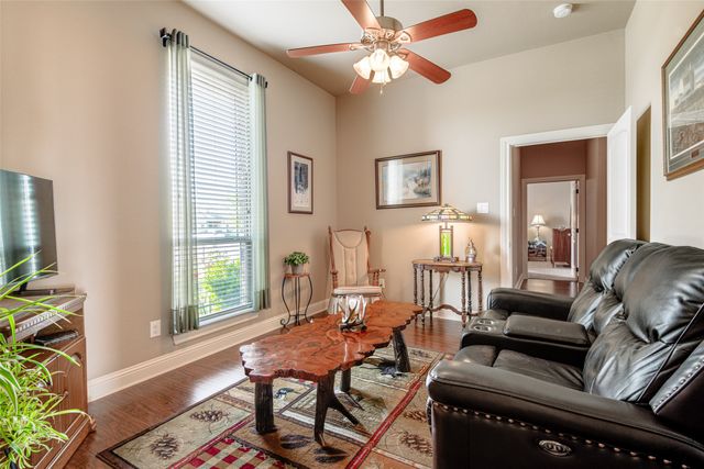 902 Saint Matthew Circle, Royse City, TX 75189