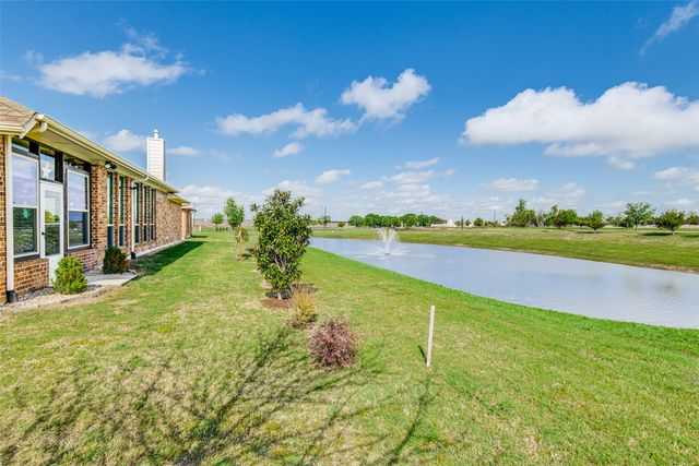 902 Saint Matthew Circle, Royse City, TX 75189