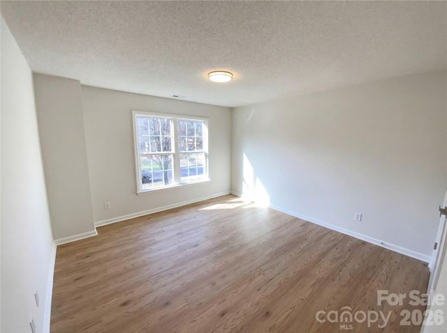 2737 Lamplighter Drive, Kannapolis, NC 28081