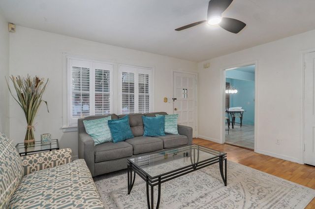 1026 W Portland Street, Springfield, MO 65807