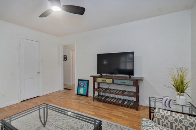 1026 W Portland Street, Springfield, MO 65807