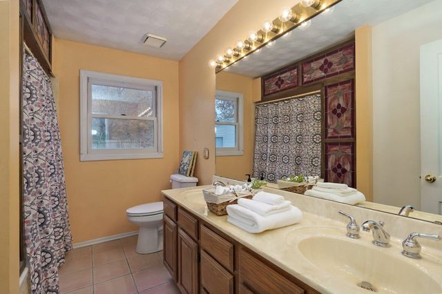 1026 W Portland Street, Springfield, MO 65807