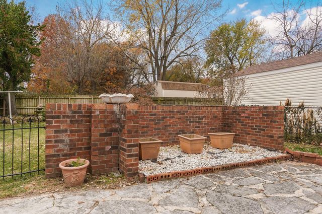 1026 W Portland Street, Springfield, MO 65807