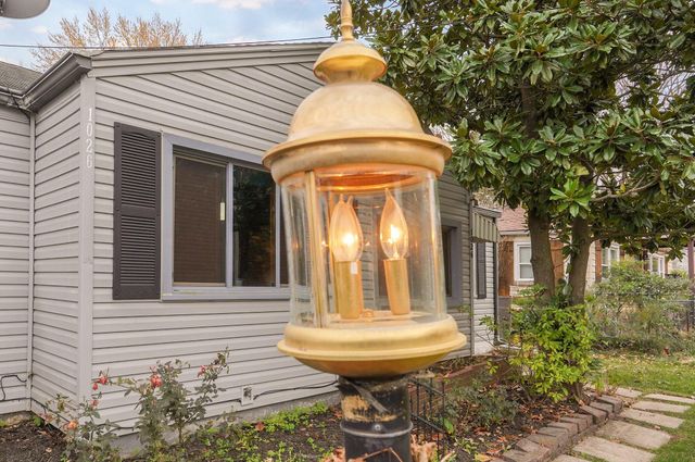 1026 W Portland Street, Springfield, MO 65807