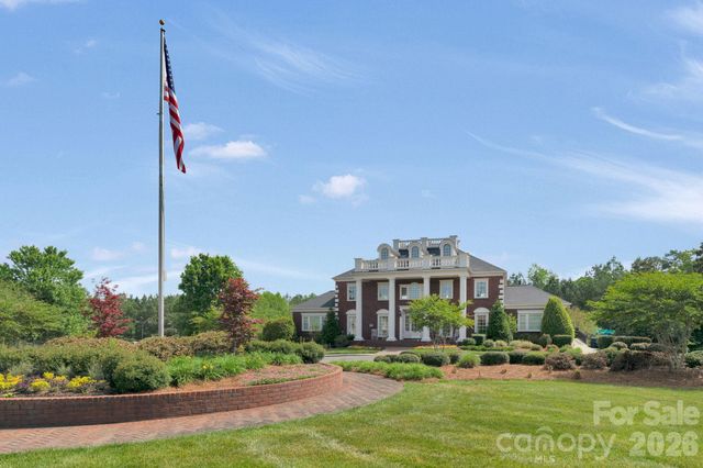 7300 Stonehaven Drive, Waxhaw, NC 28173