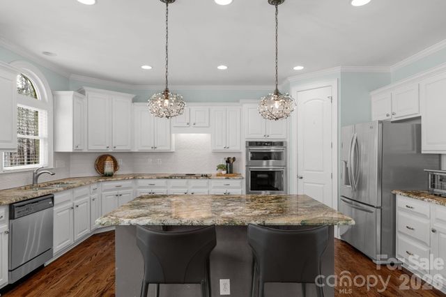 7300 Stonehaven Drive, Waxhaw, NC 28173