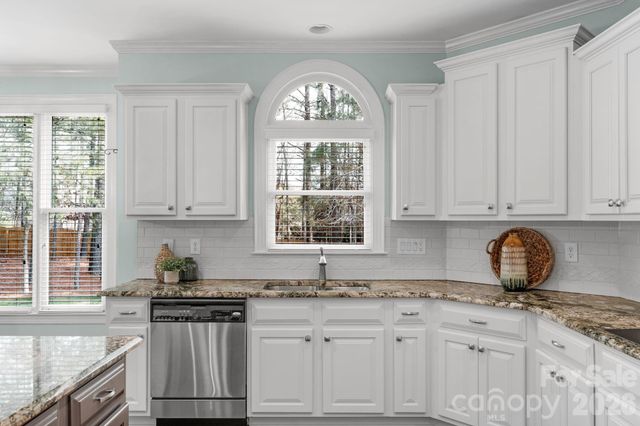 7300 Stonehaven Drive, Waxhaw, NC 28173