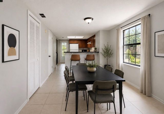 2316 FLETCHERS POINT CIRCLE, Tampa, FL 33613