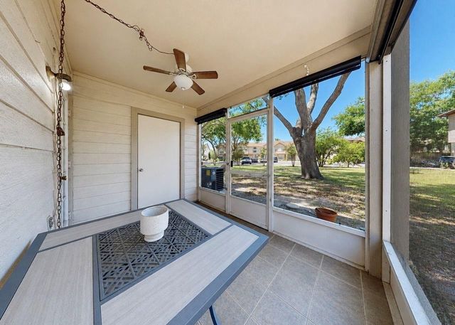 2316 FLETCHERS POINT CIRCLE, Tampa, FL 33613