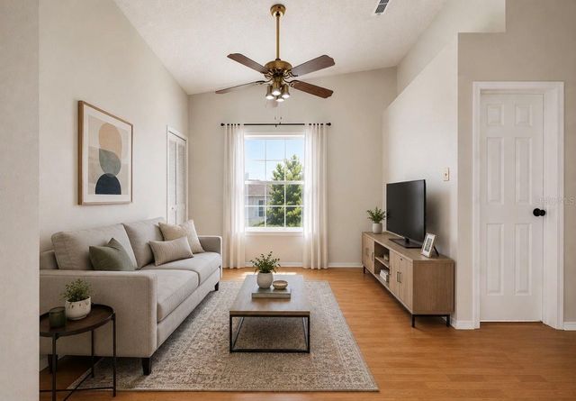 2316 FLETCHERS POINT CIRCLE, Tampa, FL 33613