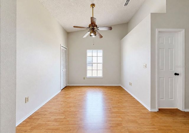 2316 FLETCHERS POINT CIRCLE, Tampa, FL 33613