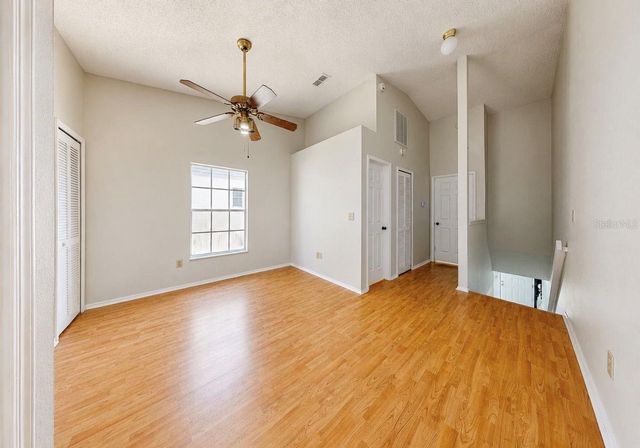 2316 FLETCHERS POINT CIRCLE, Tampa, FL 33613