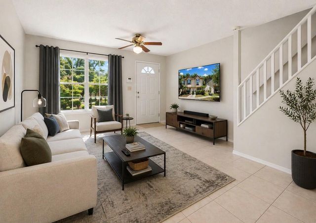 2316 FLETCHERS POINT CIRCLE, Tampa, FL 33613