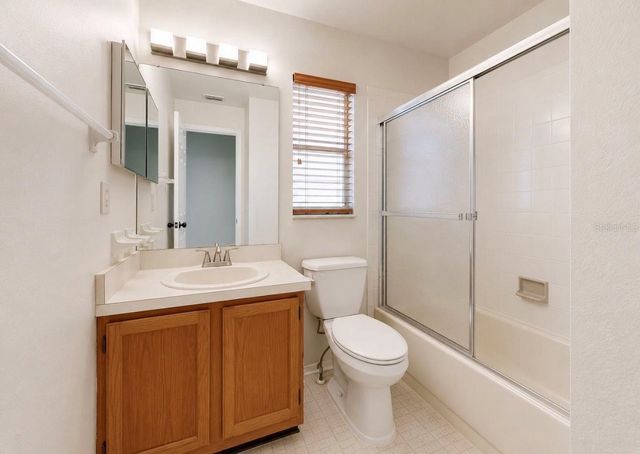 2316 FLETCHERS POINT CIRCLE, Tampa, FL 33613