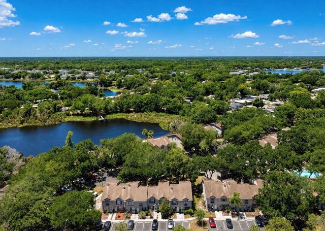 2316 FLETCHERS POINT CIRCLE, Tampa, FL 33613