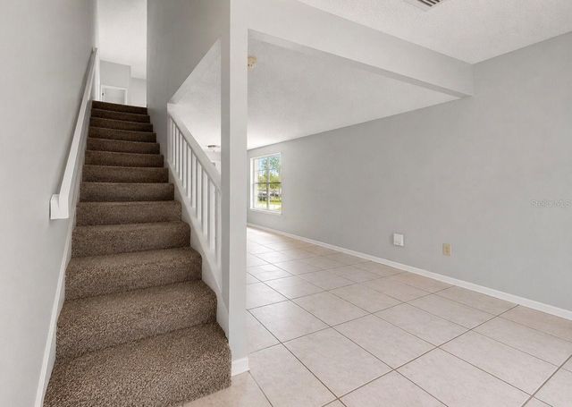 2316 FLETCHERS POINT CIRCLE, Tampa, FL 33613