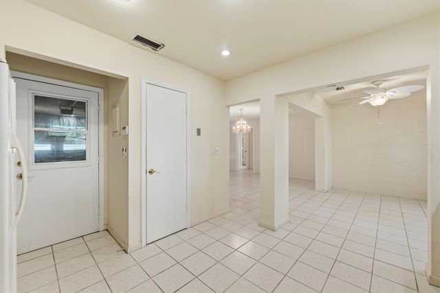 4675 ROBINWOOD Circle A, Boynton Beach, FL 33436