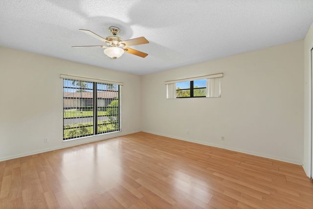 4675 ROBINWOOD Circle A, Boynton Beach, FL 33436