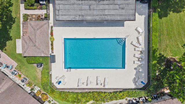 4675 ROBINWOOD Circle A, Boynton Beach, FL 33436
