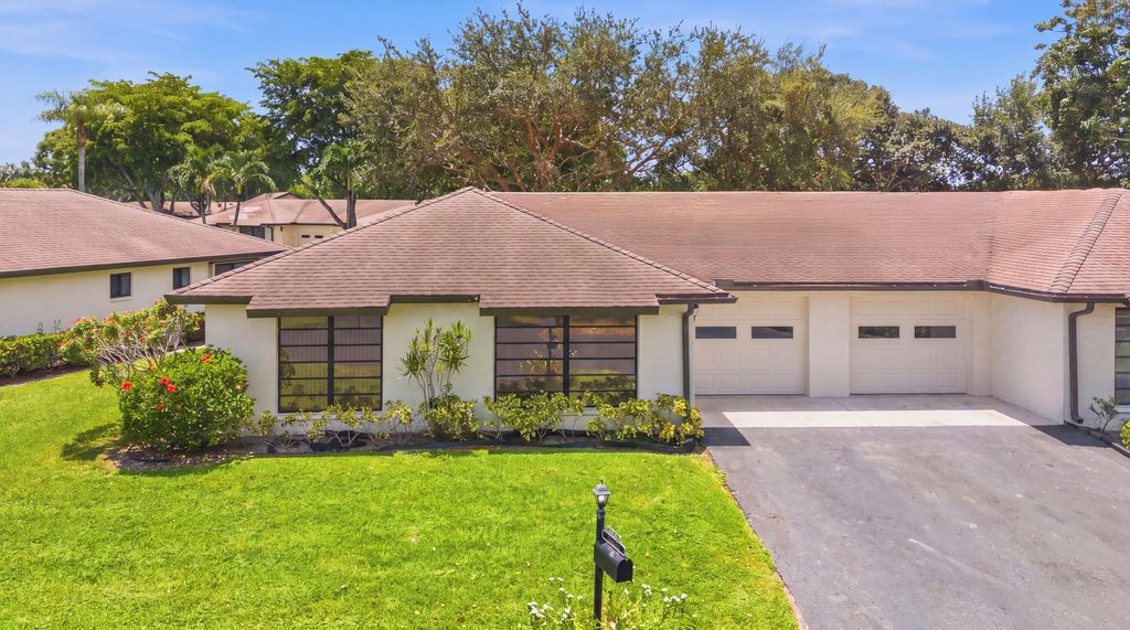4675 ROBINWOOD Circle A, Boynton Beach, FL 33436