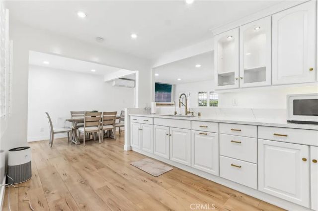10065 Foothill, Lakeview Terrace, CA 91342