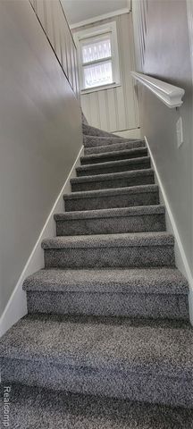 20462 Kingsville Street, Harper Woods, MI 48225