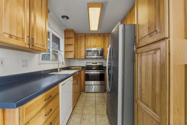 1701 Summertime Dr., El Cajon, CA 92021