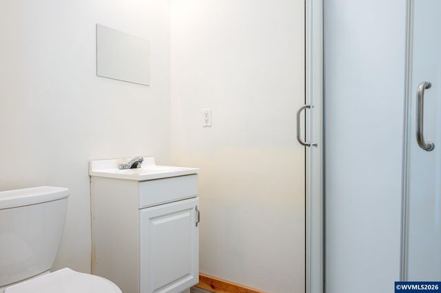 1520 N Maple St, Canby, OR 97013