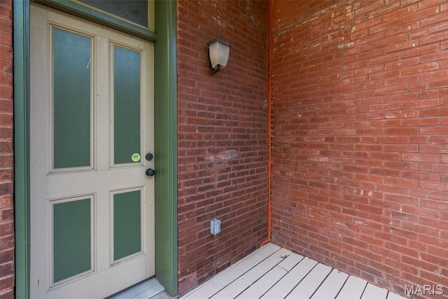 2805 Wyoming Street, St Louis, MO 63118