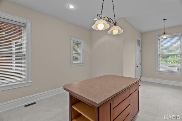 2805 Wyoming Street, St Louis, MO 63118