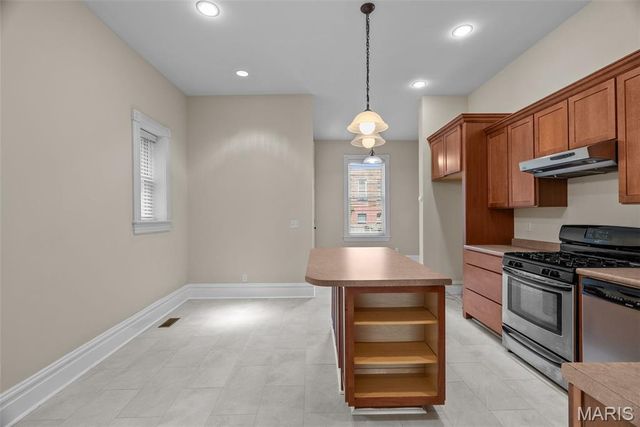 2805 Wyoming Street, St Louis, MO 63118