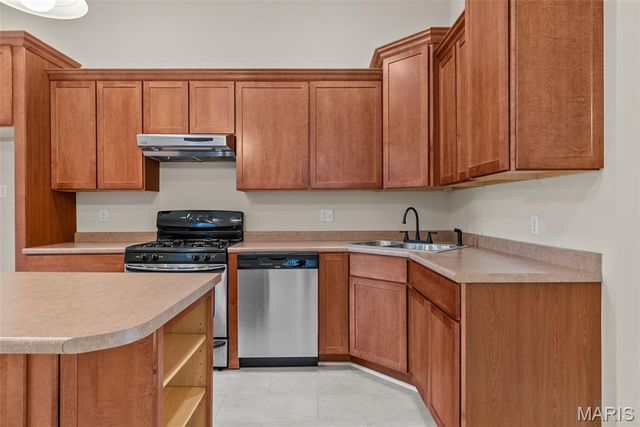 2805 Wyoming Street, St Louis, MO 63118