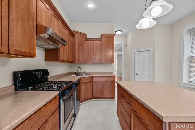 2805 Wyoming Street, St Louis, MO 63118