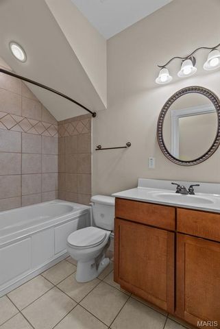 2805 Wyoming Street, St Louis, MO 63118